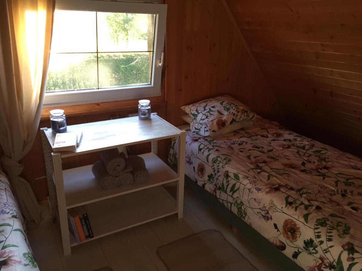 Domek Nad Jeziorem Otalzyno Pomieczyno Luaran gambar